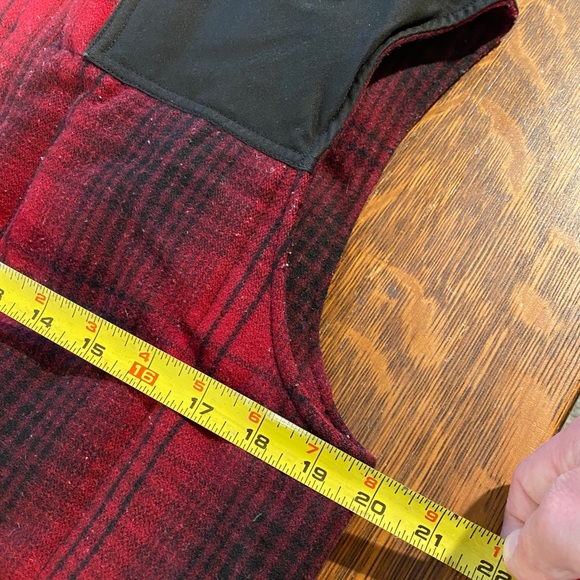 Eddie Bauer Yukon Buffalo Plaid Down Vest - Picture 12 of 14
